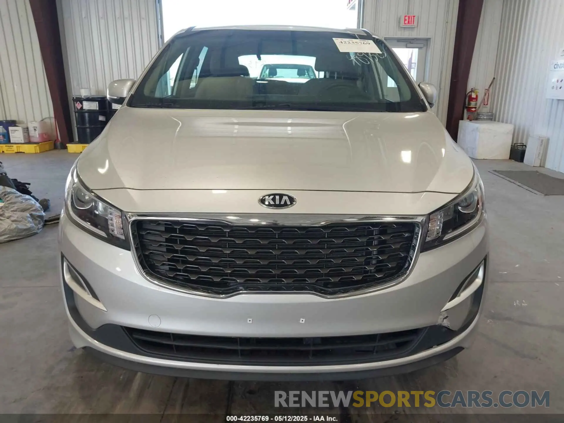 12 Фотография поврежденного автомобиля KNDMB5C15L6659478 KIA SEDONA 2020