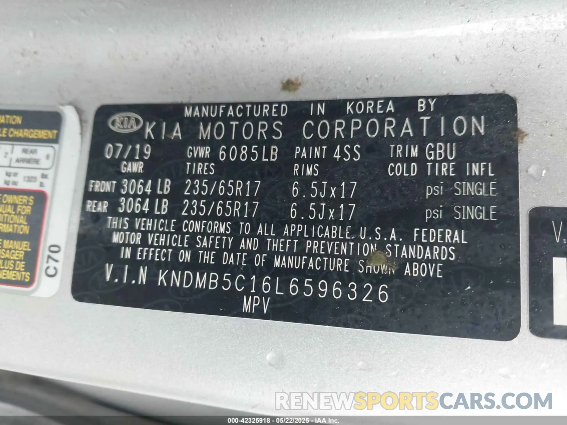 9 Фотография поврежденного автомобиля KNDMB5C16L6596326 KIA SEDONA 2020