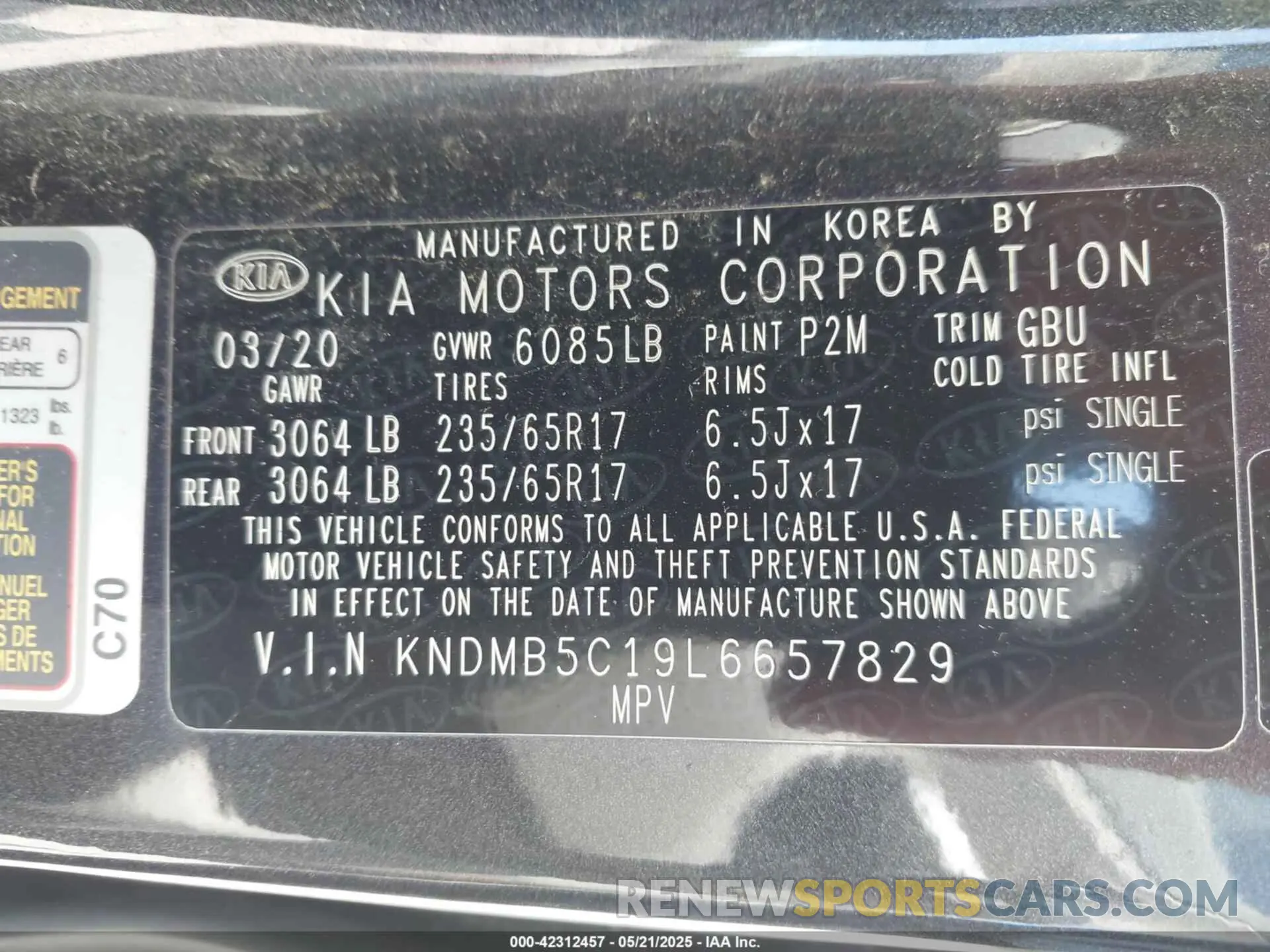 9 Фотография поврежденного автомобиля KNDMB5C19L6657829 KIA SEDONA 2020