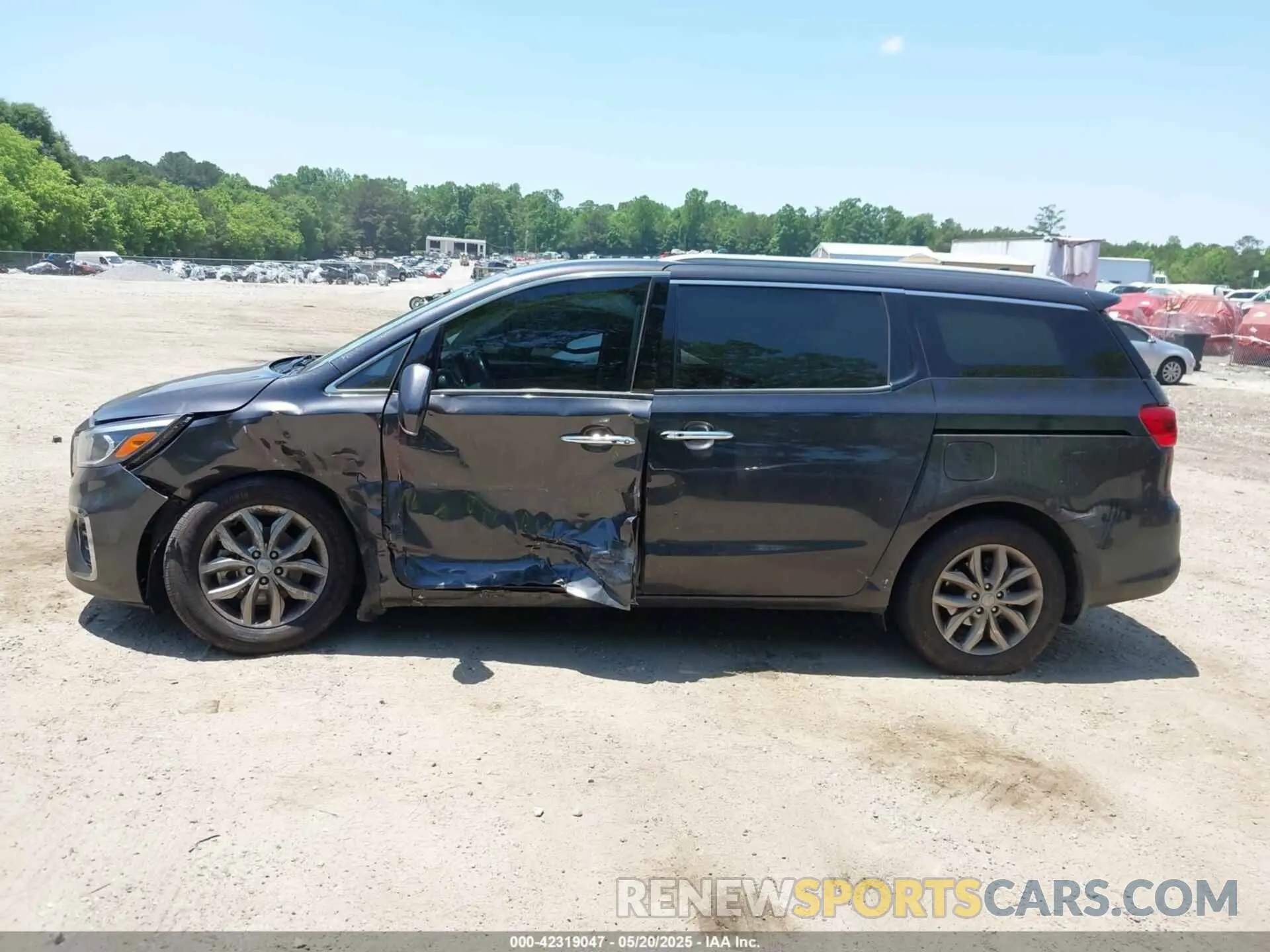 14 Фотография поврежденного автомобиля KNDMC5C12L6643588 KIA SEDONA 2020
