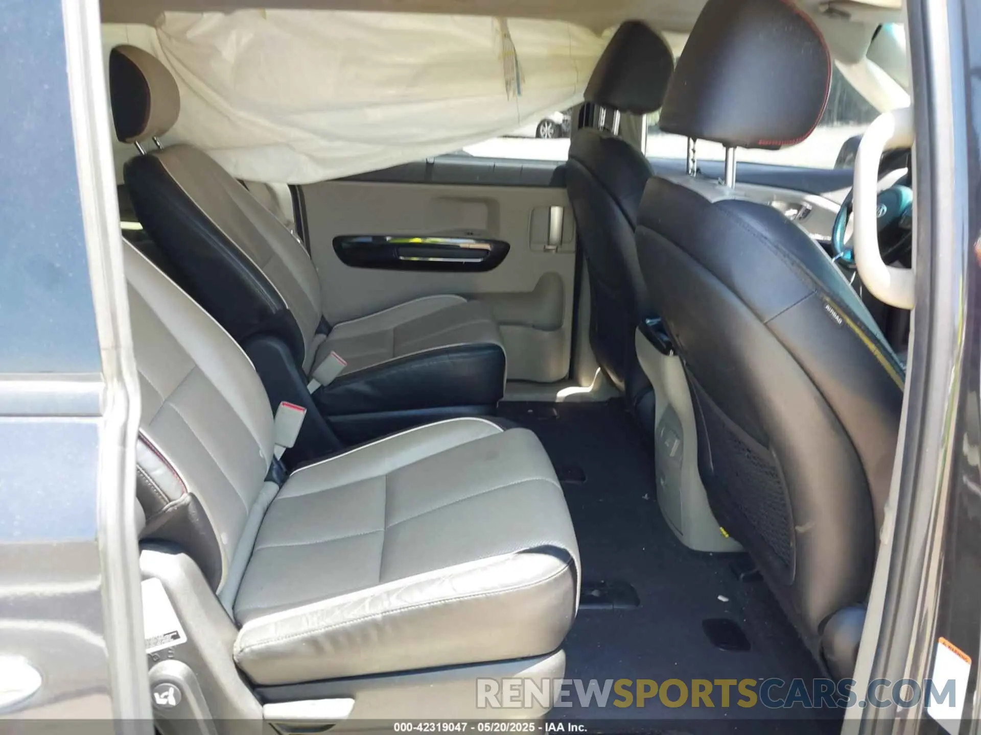 8 Фотография поврежденного автомобиля KNDMC5C12L6643588 KIA SEDONA 2020