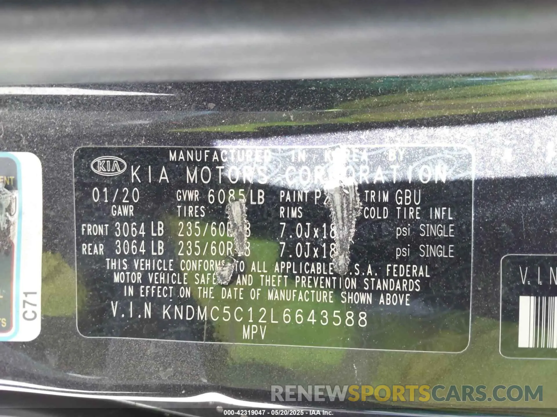 9 Фотография поврежденного автомобиля KNDMC5C12L6643588 KIA SEDONA 2020