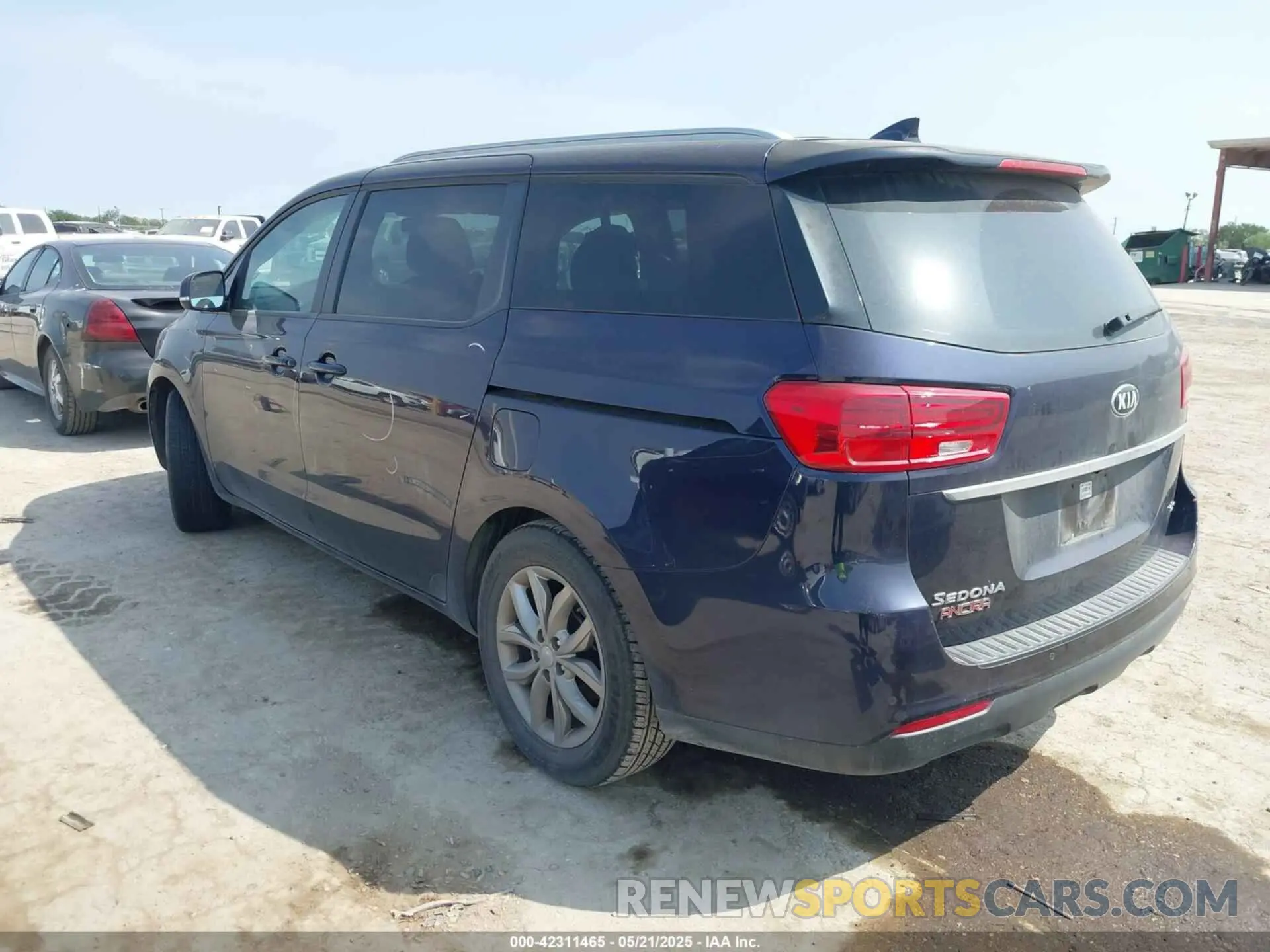 3 Фотография поврежденного автомобиля KNDMB5C11M6665098 KIA SEDONA 2021