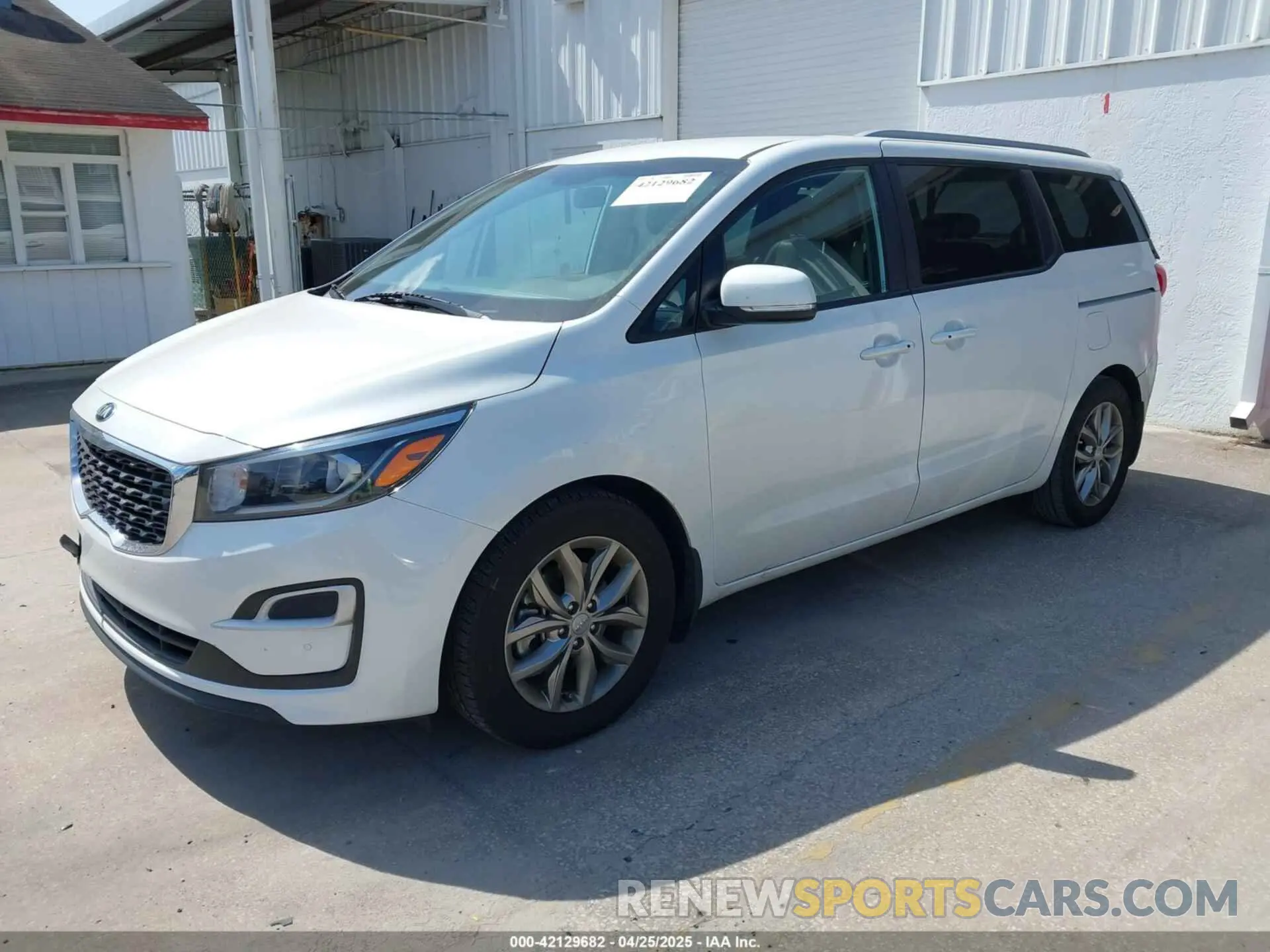 2 Фотография поврежденного автомобиля KNDMB5C12M6661917 KIA SEDONA 2021