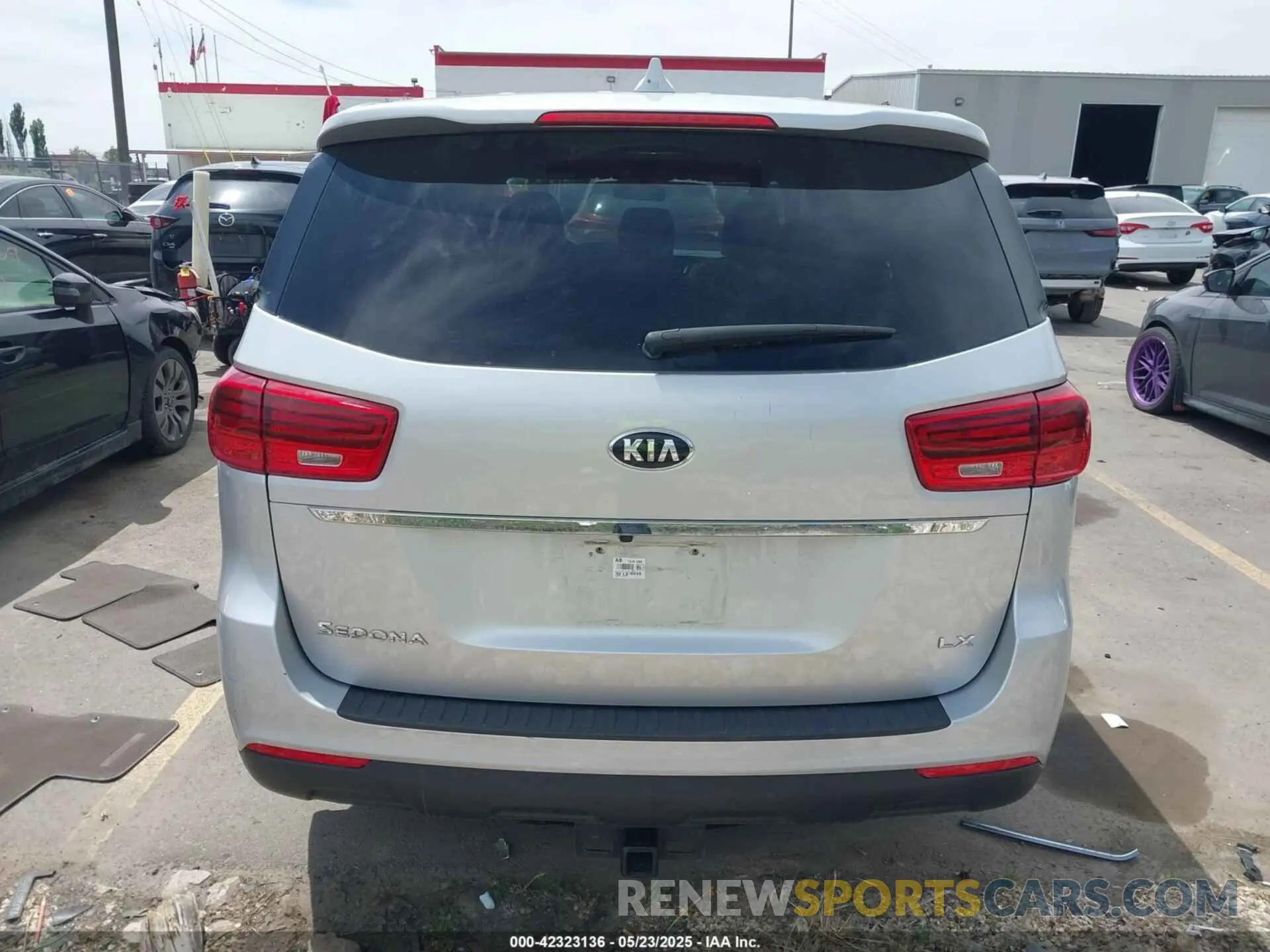 16 Фотография поврежденного автомобиля KNDMB5C19M6671666 KIA SEDONA 2021