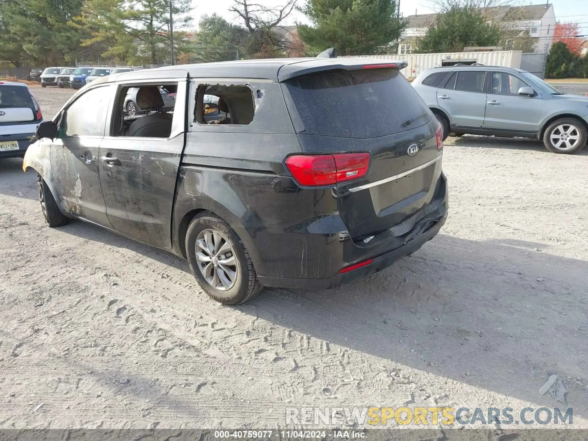 3 Фотография поврежденного автомобиля KNDMB5C1XM6673667 KIA SEDONA 2021