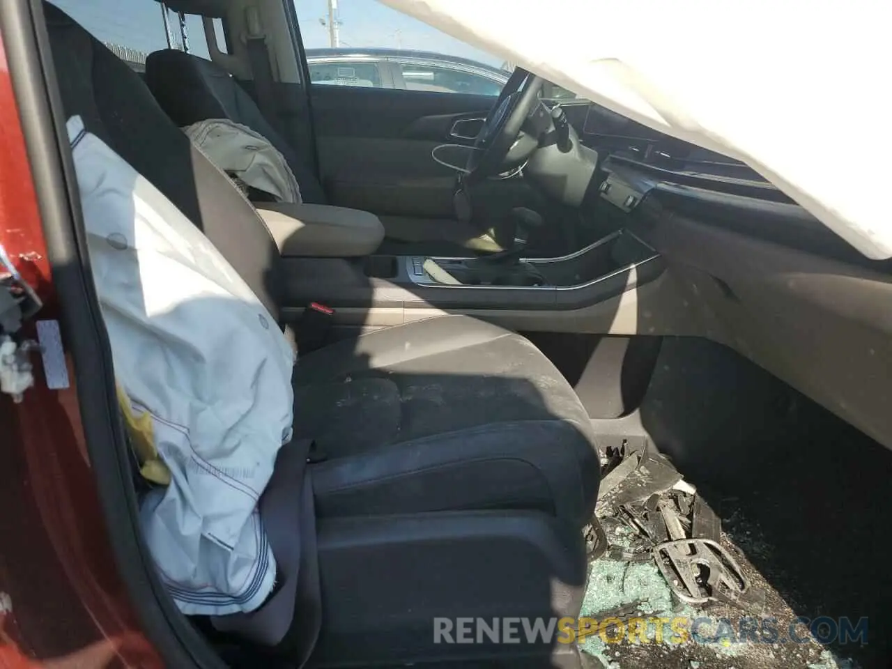11 Photograph of a damaged car KNDNB5K34S6478720 KIA SEDONA 2025