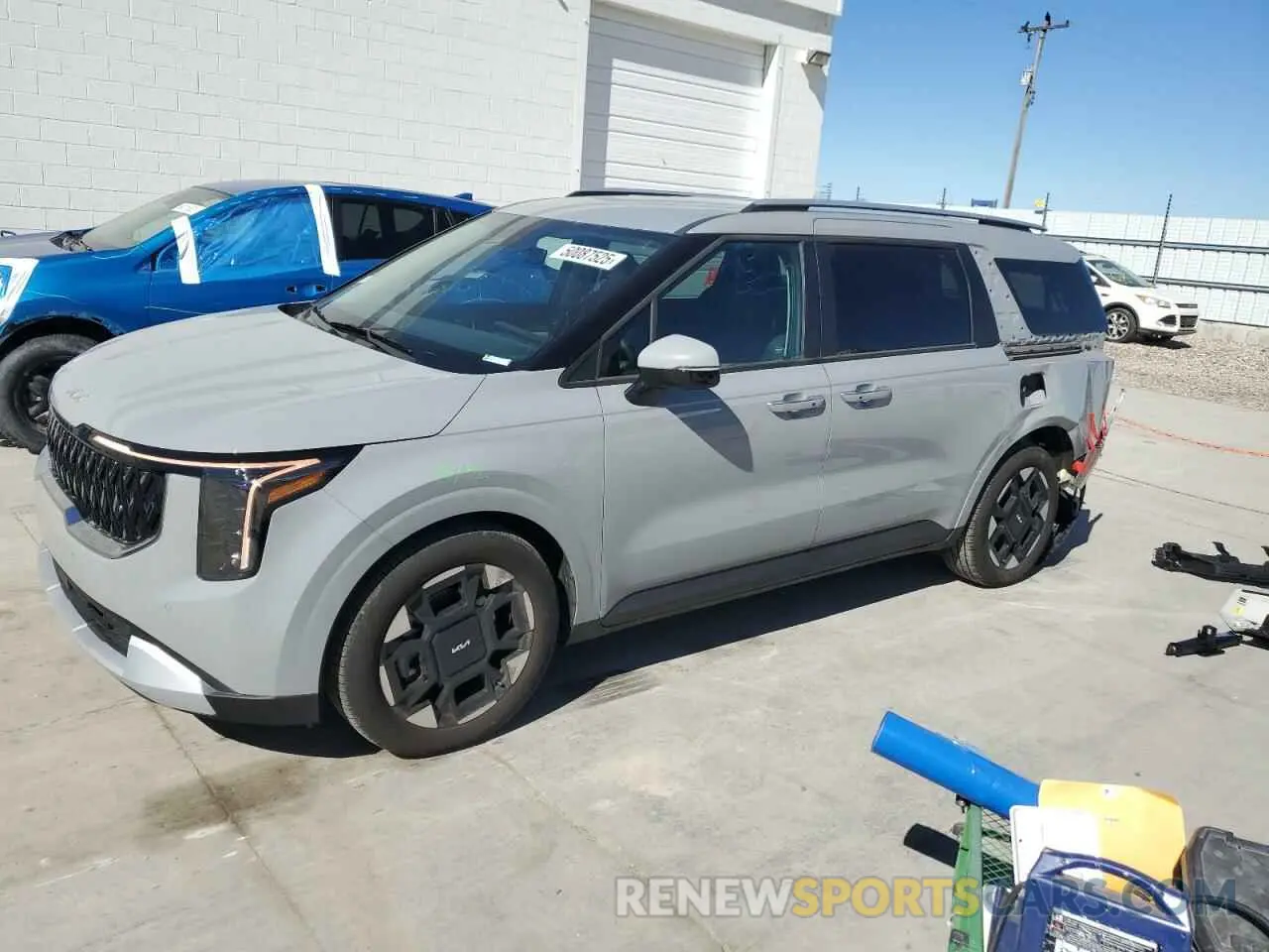 1 Photograph of a damaged car KNDNC5K31S6477182 KIA SEDONA 2025