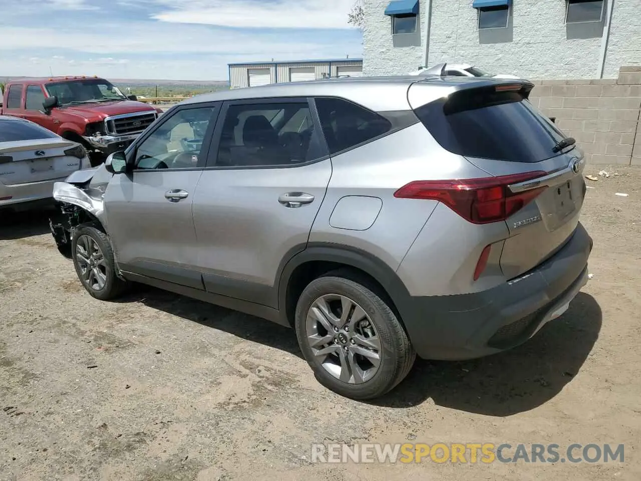 2 Фотография поврежденного автомобиля KNDEPCAA0M7137334 KIA SELTOS 2021