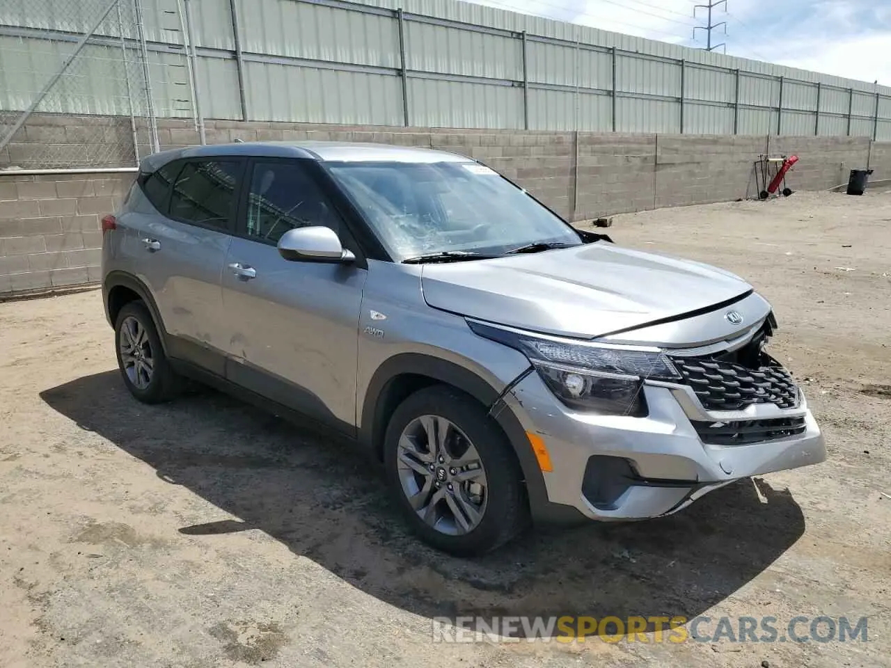 4 Фотография поврежденного автомобиля KNDEPCAA0M7137334 KIA SELTOS 2021