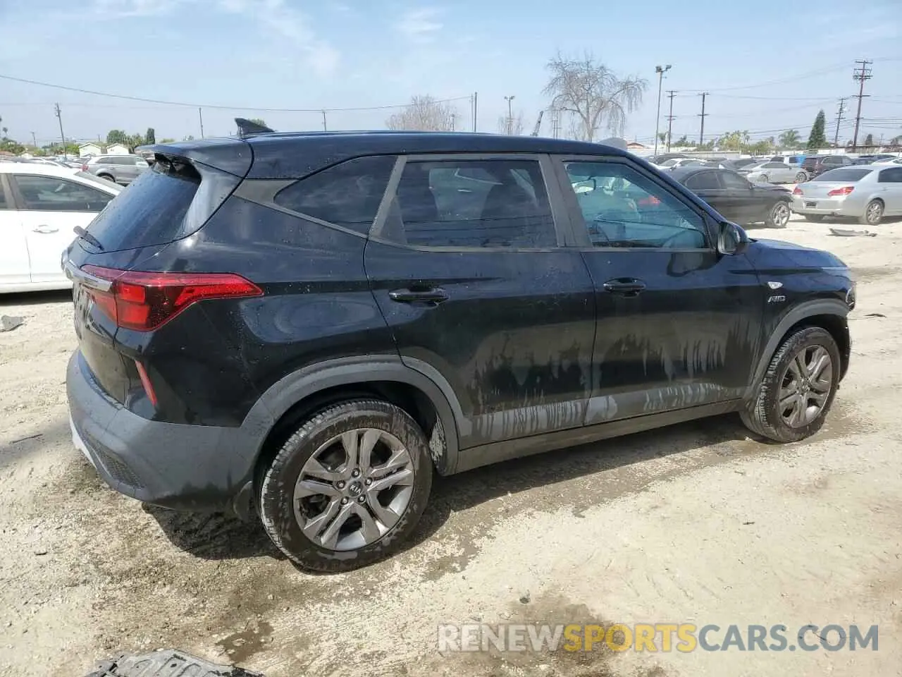 3 Photograph of a damaged car KNDEPCAA0M7141559 KIA SELTOS 2021