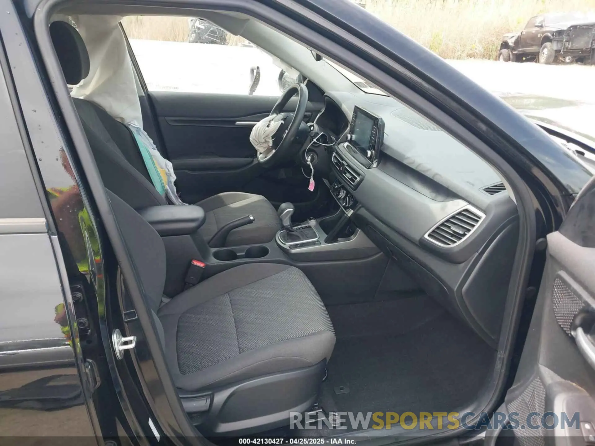 5 Photograph of a damaged car KNDEPCAA1M7116346 KIA SELTOS 2021