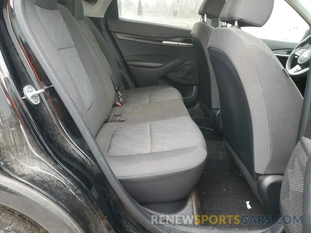 11 Photograph of a damaged car KNDEPCAA3M7094589 KIA SELTOS 2021