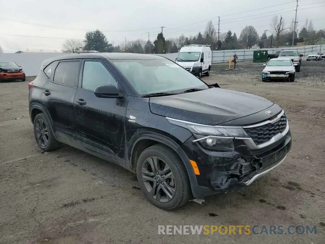 4 Photograph of a damaged car KNDEPCAA3M7094589 KIA SELTOS 2021