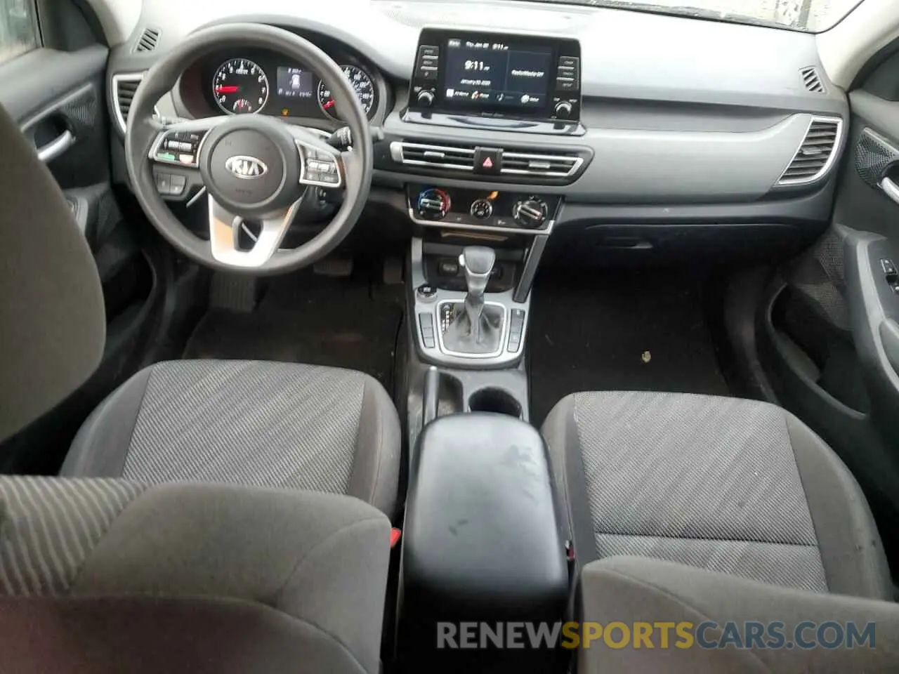 8 Photograph of a damaged car KNDEPCAA3M7094589 KIA SELTOS 2021