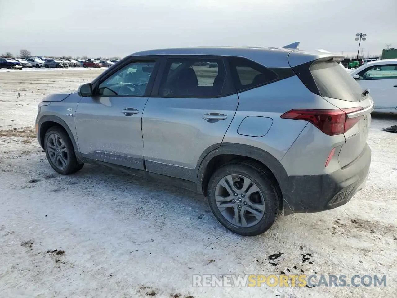 2 Фотография поврежденного автомобиля KNDEPCAA5M7093010 KIA SELTOS 2021