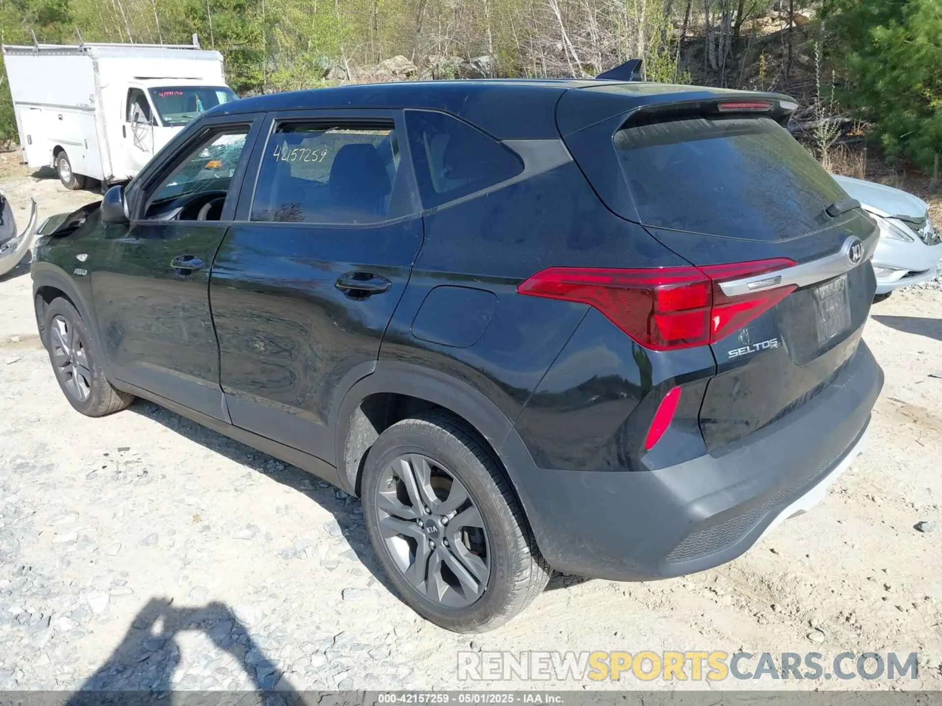 3 Photograph of a damaged car KNDEPCAA6M7114902 KIA SELTOS 2021