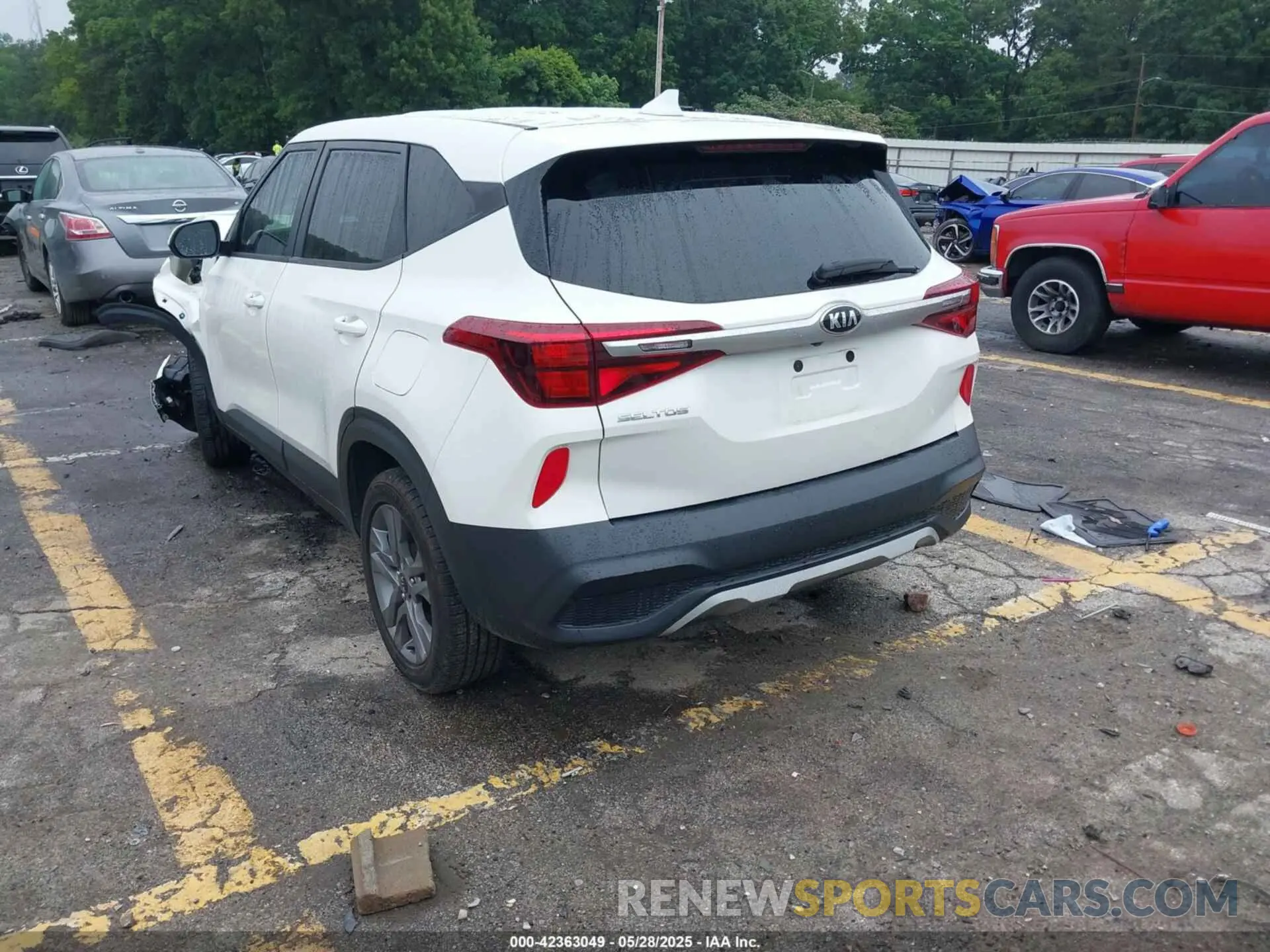 3 Photograph of a damaged car KNDEPCAA8M7048918 KIA SELTOS 2021