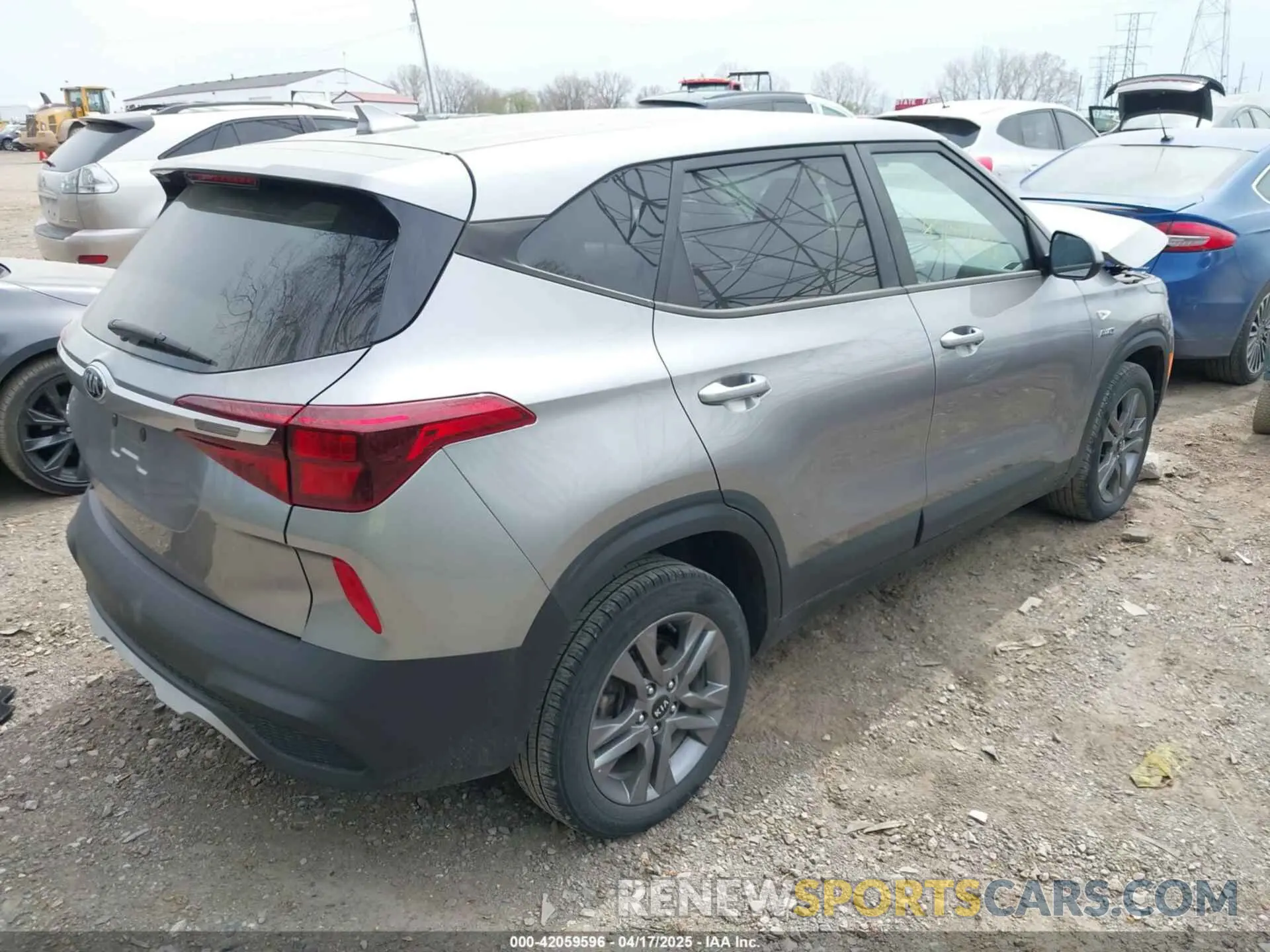 4 Фотография поврежденного автомобиля KNDEPCAA8M7104890 KIA SELTOS 2021