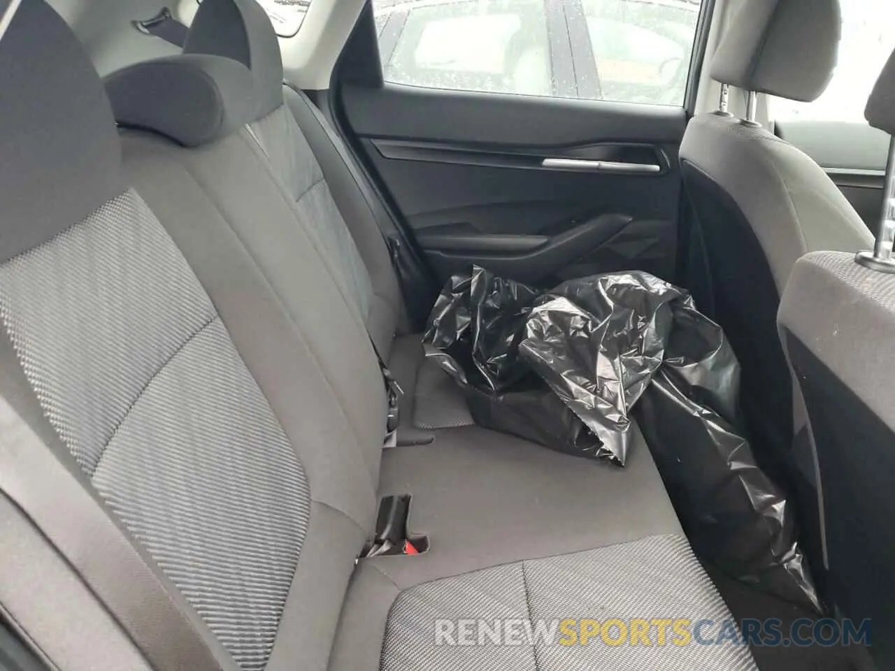 11 Photograph of a damaged car KNDEPCAA8M7116473 KIA SELTOS 2021