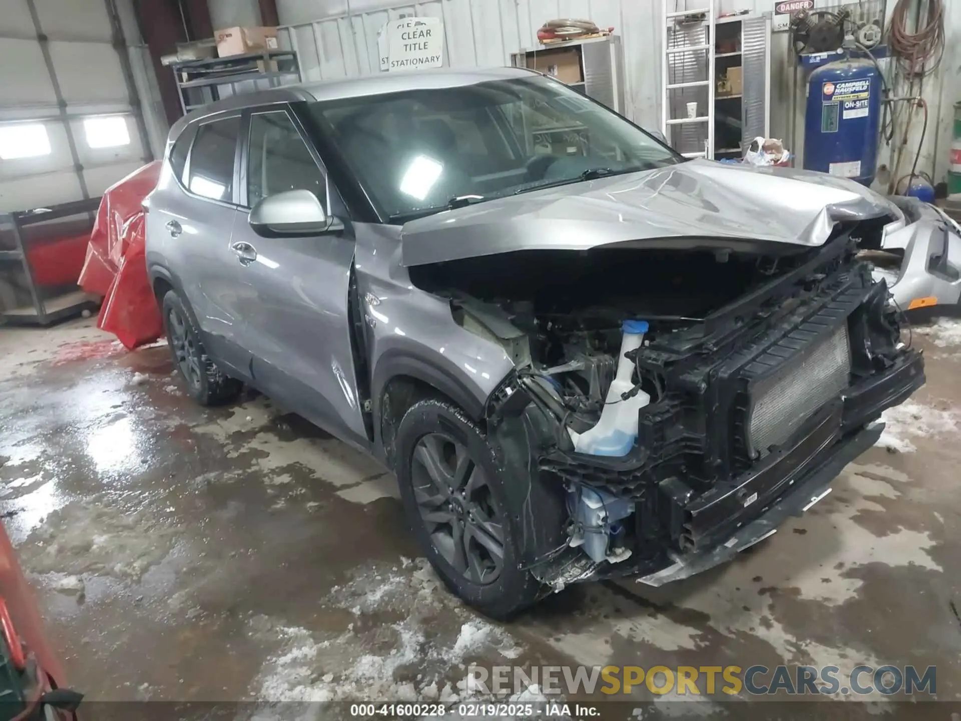 1 Фотография поврежденного автомобиля KNDEPCAA8M7218100 KIA SELTOS 2021