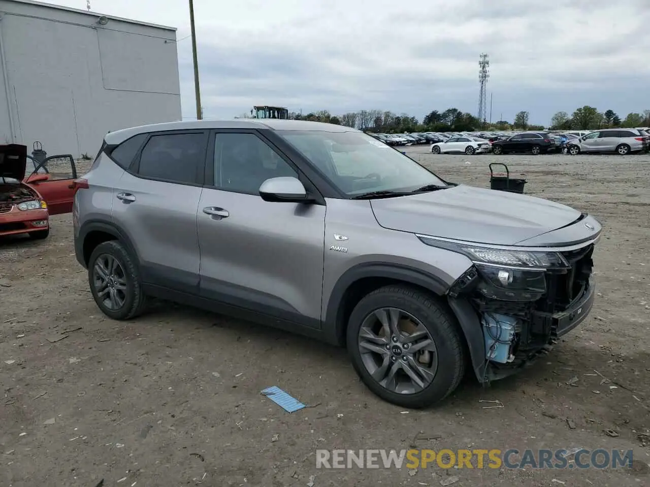 4 Photograph of a damaged car KNDEPCAAXM7092614 KIA SELTOS 2021