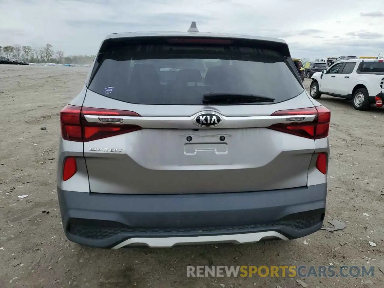 6 Photograph of a damaged car KNDEPCAAXM7092614 KIA SELTOS 2021
