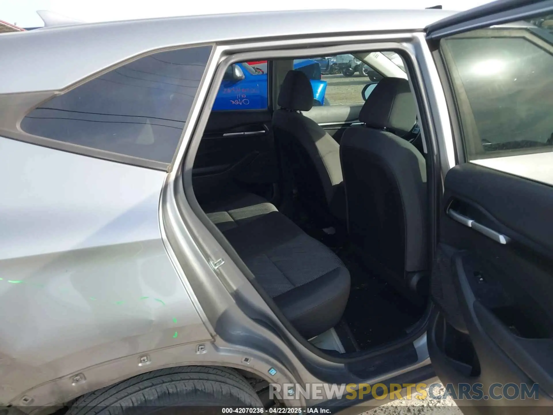 8 Photograph of a damaged car KNDEPCAAXM7136028 KIA SELTOS 2021