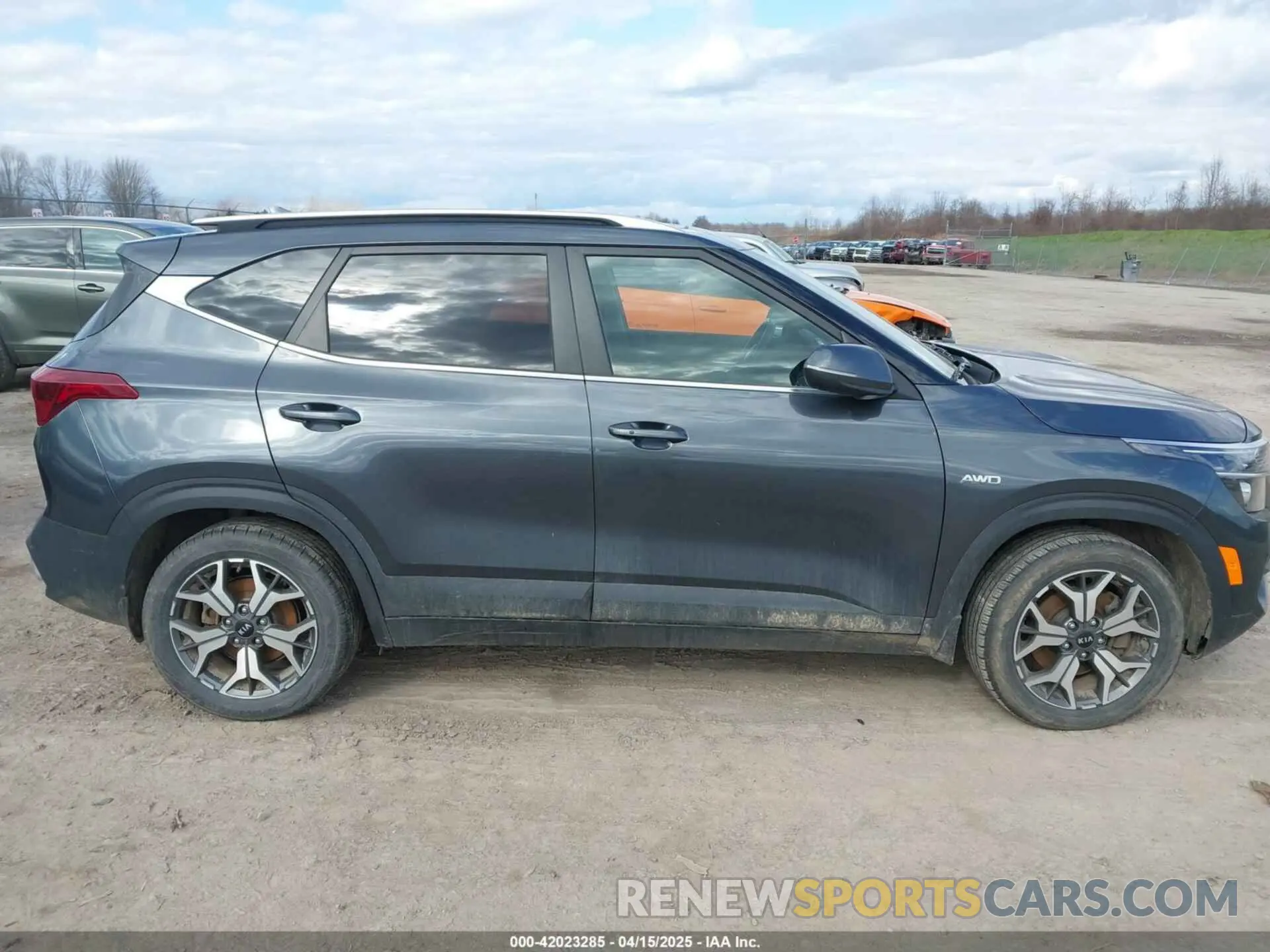 13 Фотография поврежденного автомобиля KNDERCAA2M7137118 KIA SELTOS 2021