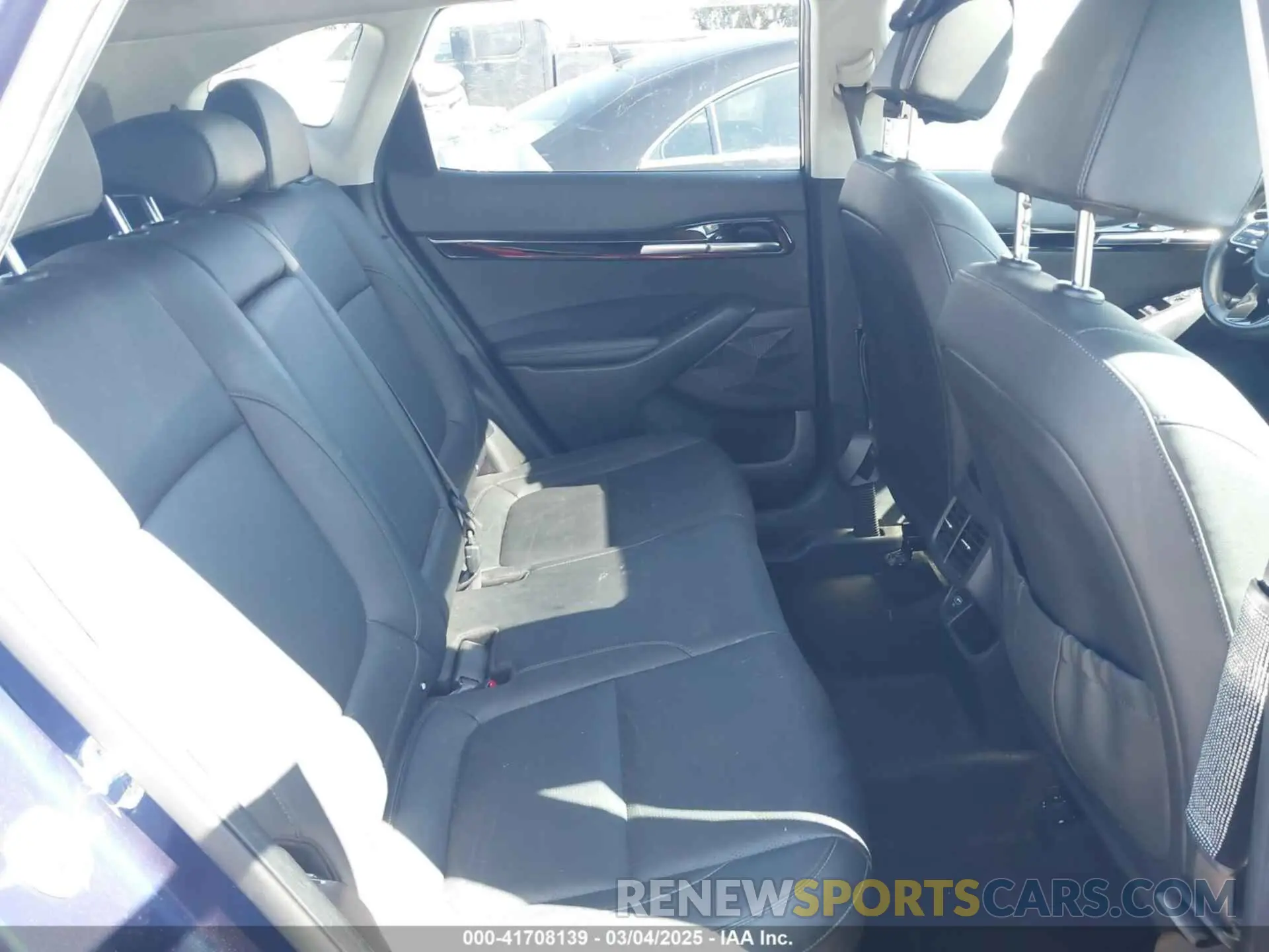 8 Photograph of a damaged car KNDERCAA3M7076667 KIA SELTOS 2021