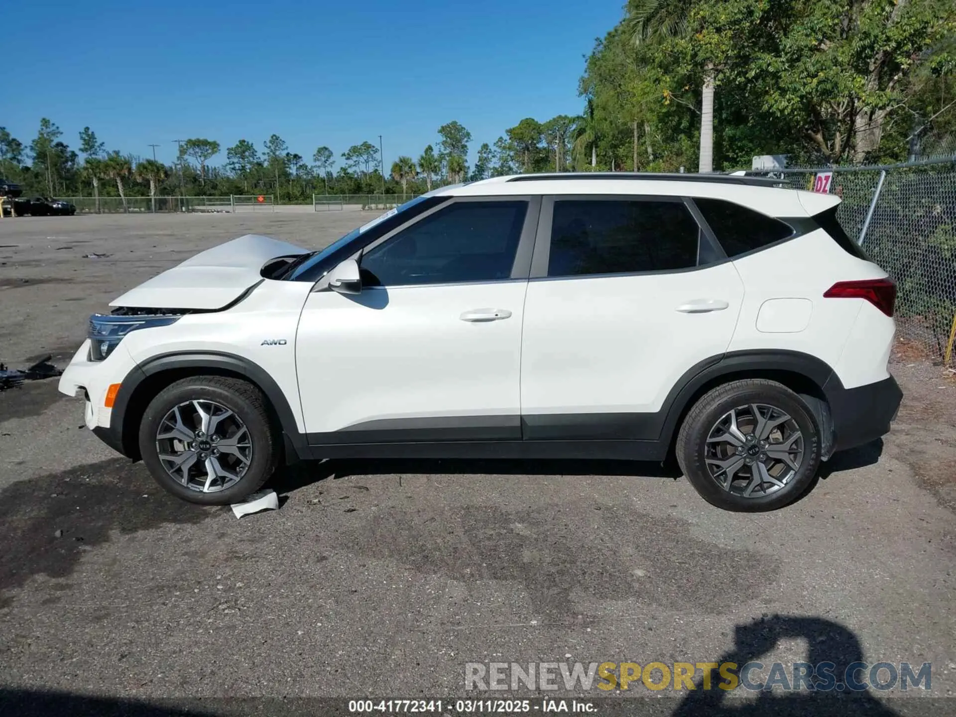 13 Фотография поврежденного автомобиля KNDERCAA3M7222534 KIA SELTOS 2021