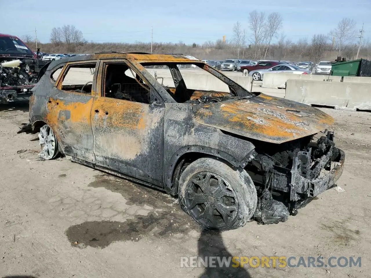 4 Photograph of a damaged car KNDERCAA4M7213387 KIA SELTOS 2021