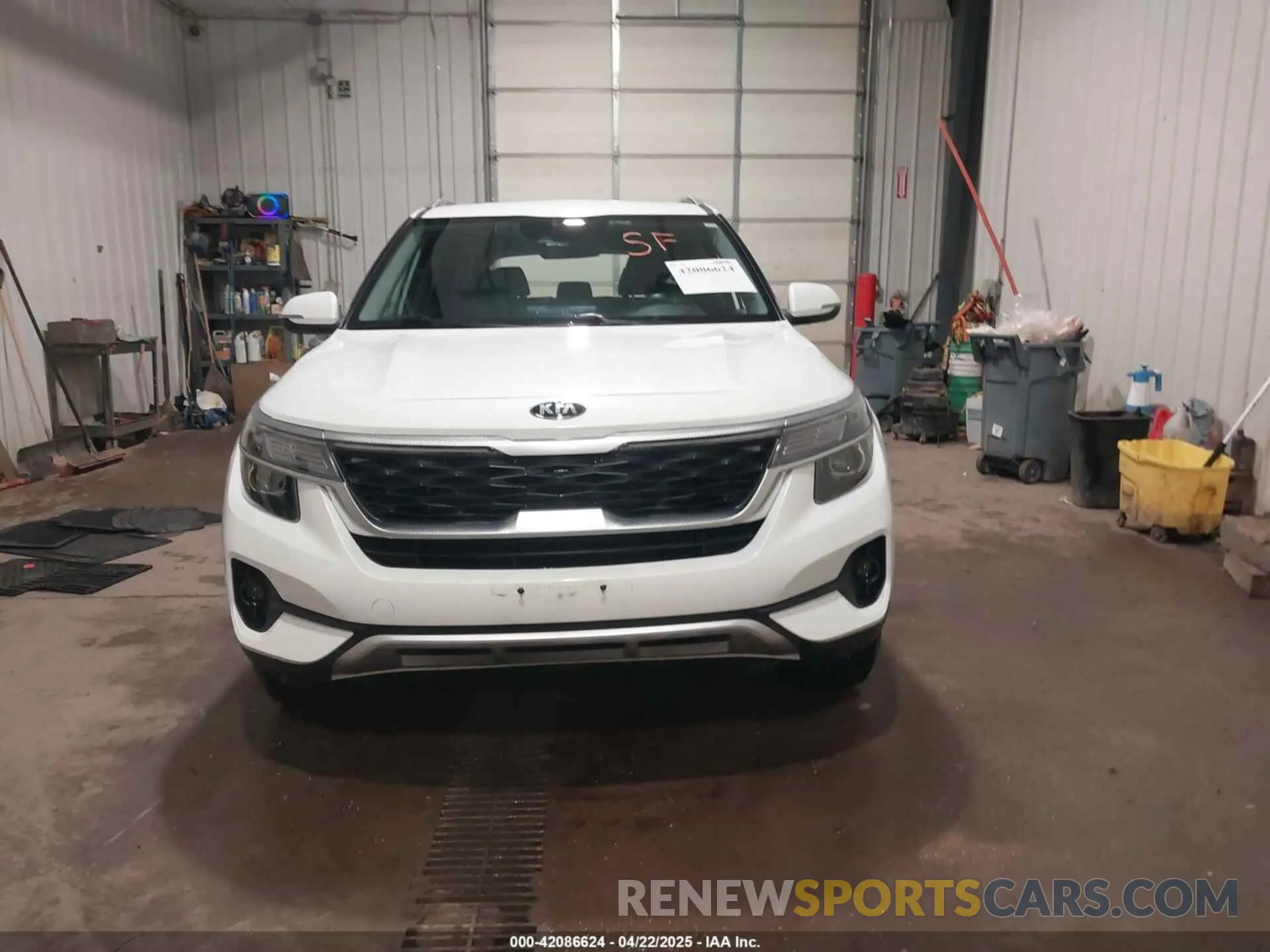 13 Фотография поврежденного автомобиля KNDERCAA8M7140850 KIA SELTOS 2021
