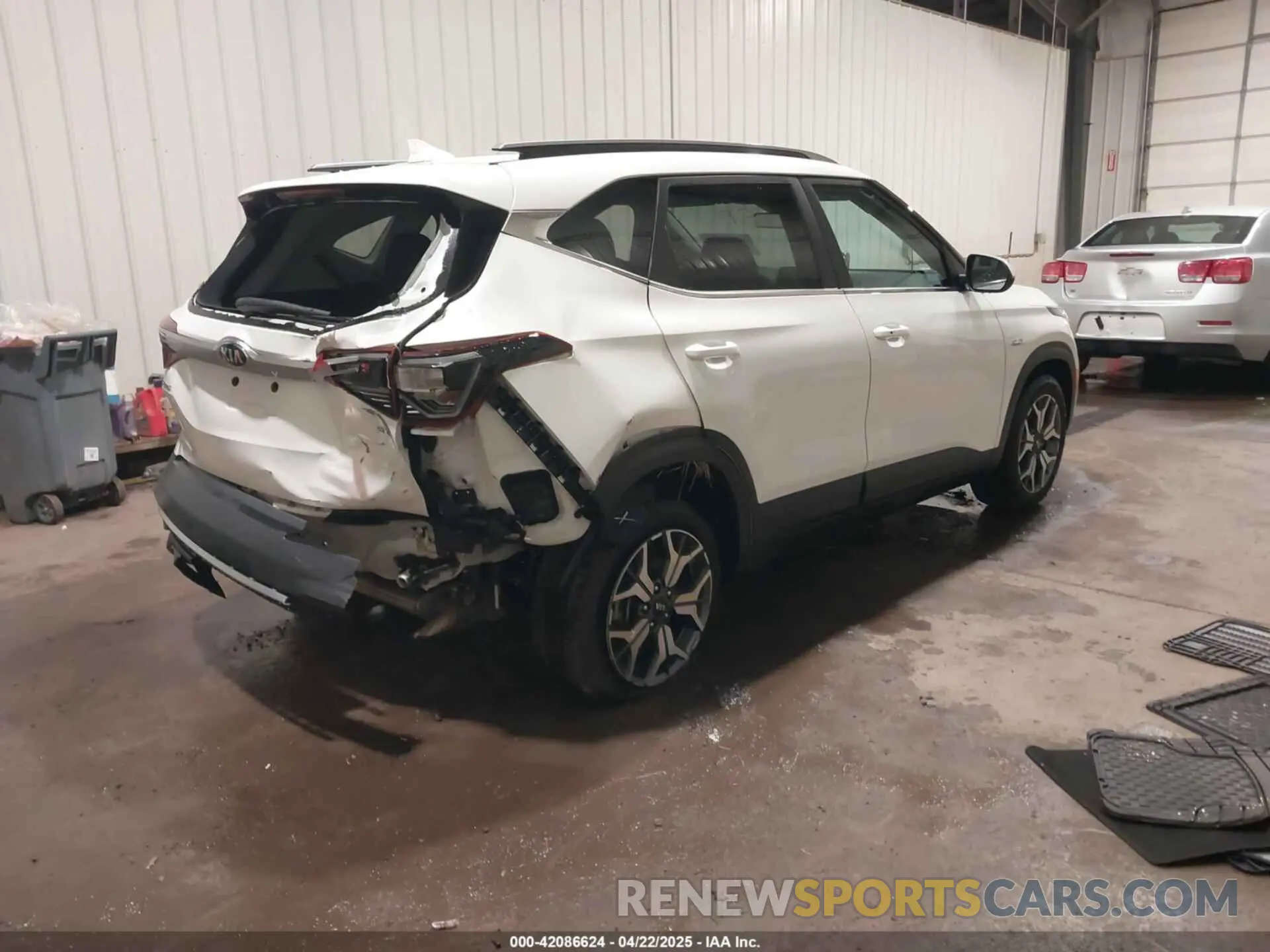4 Фотография поврежденного автомобиля KNDERCAA8M7140850 KIA SELTOS 2021