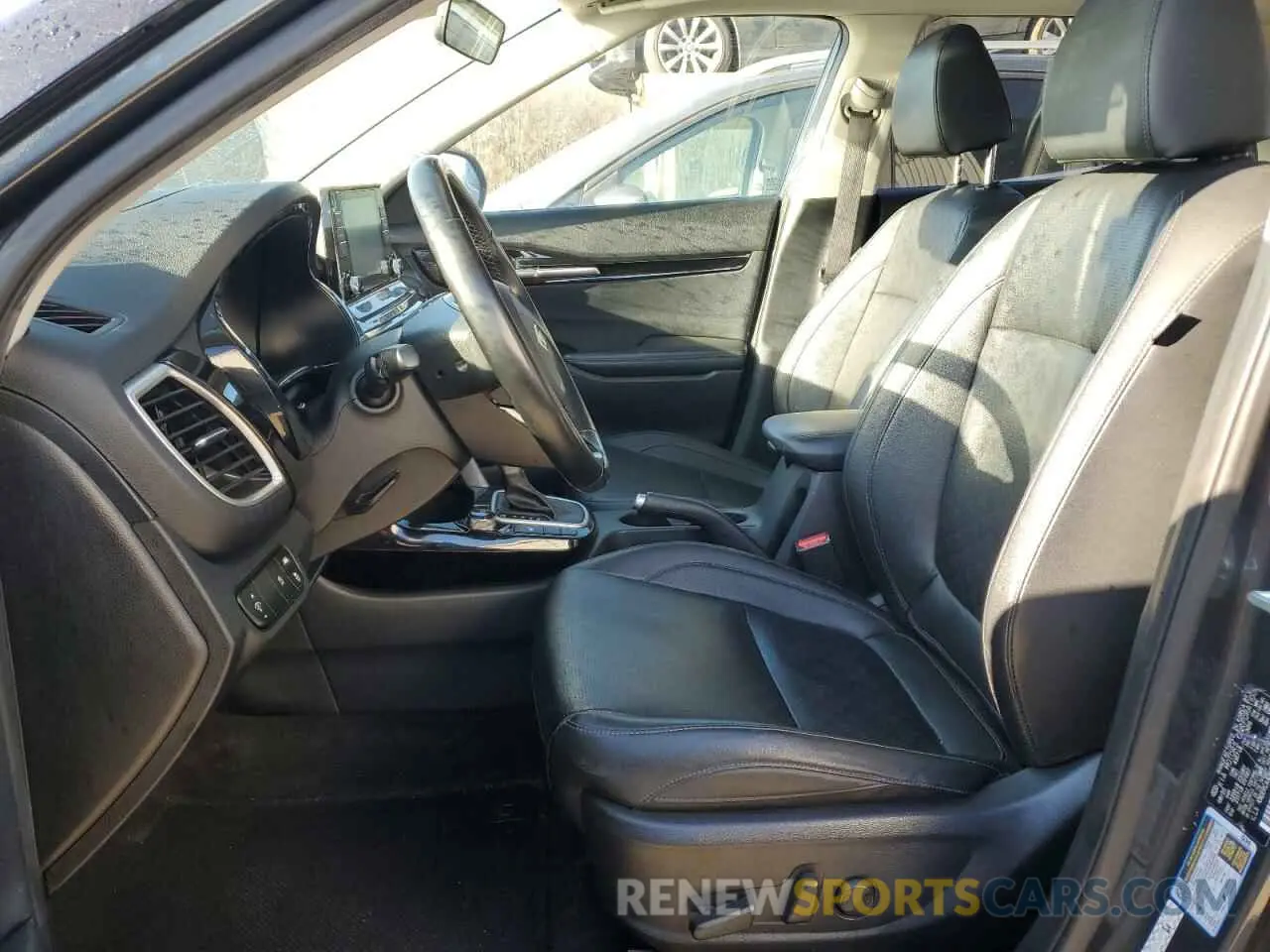 7 Photograph of a damaged car KNDERCAA9M7139884 KIA SELTOS 2021