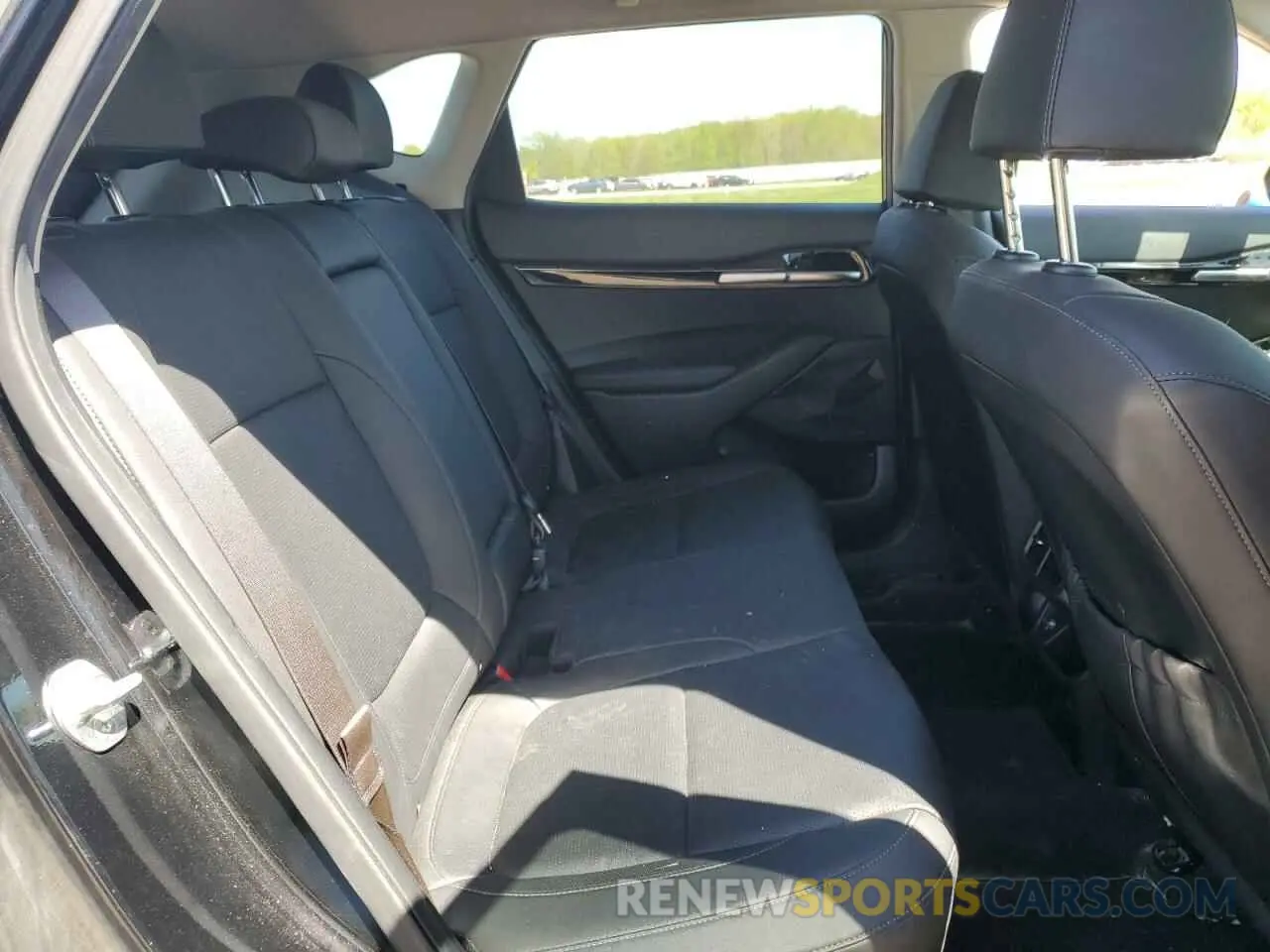 11 Фотография поврежденного автомобиля KNDERCAA9M7218505 KIA SELTOS 2021