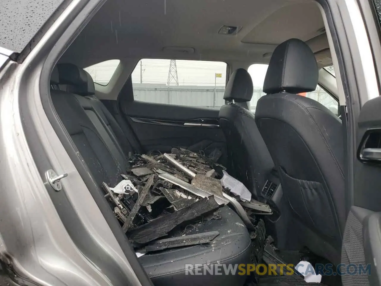 11 Photograph of a damaged car KNDETCA20M7124894 KIA SELTOS 2021