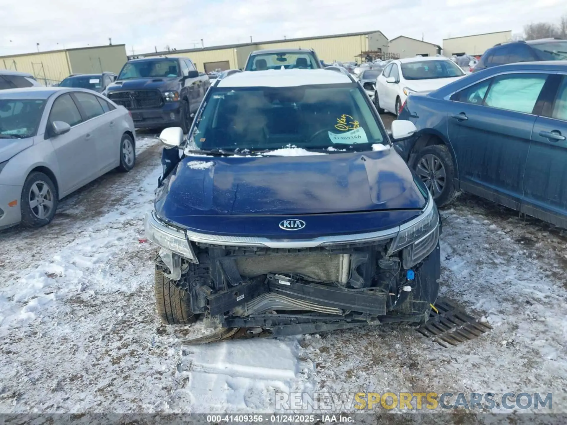 13 Фотография поврежденного автомобиля KNDETCA21M7185753 KIA SELTOS 2021