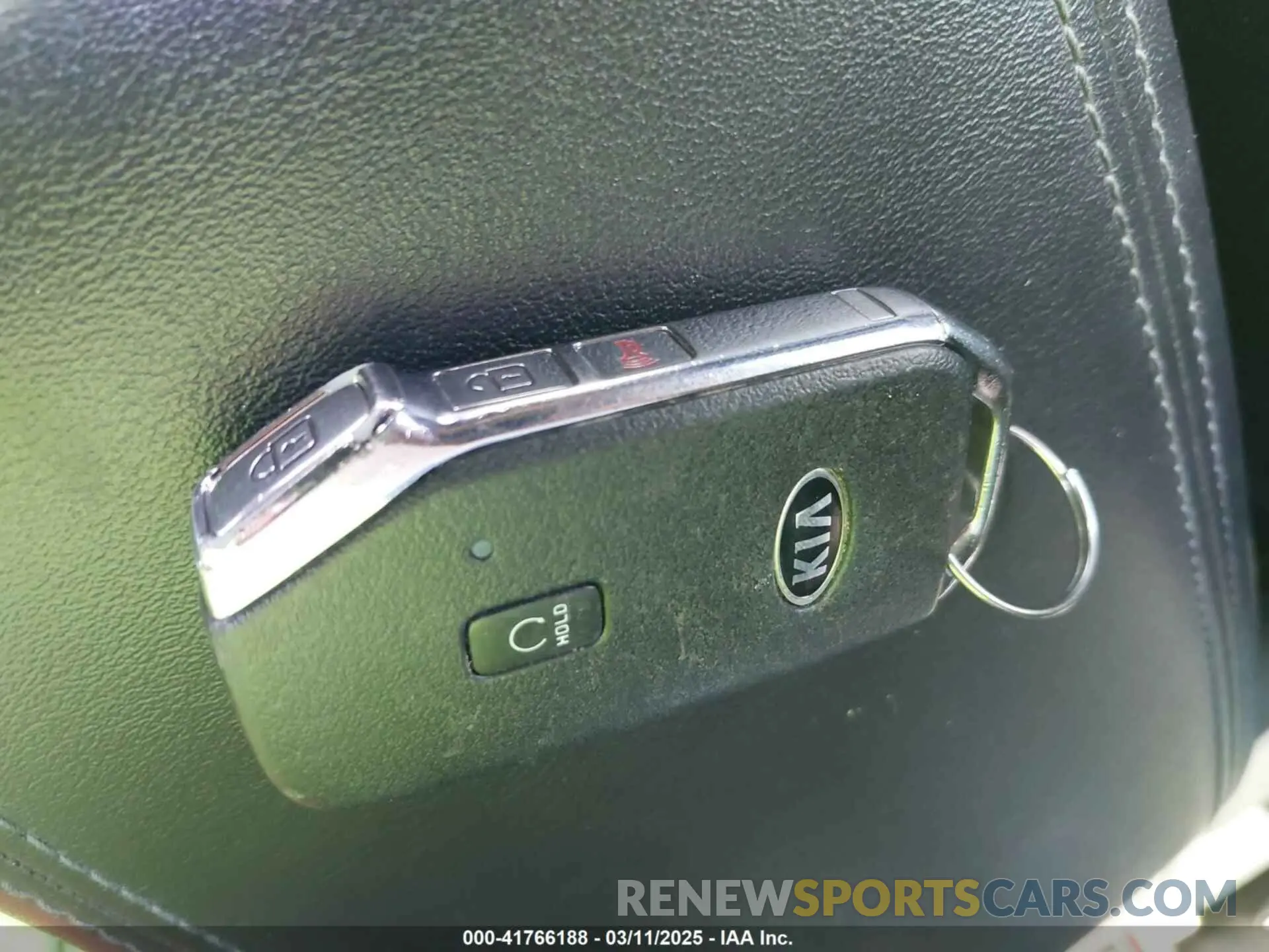 11 Photograph of a damaged car KNDETCA22M7058882 KIA SELTOS 2021