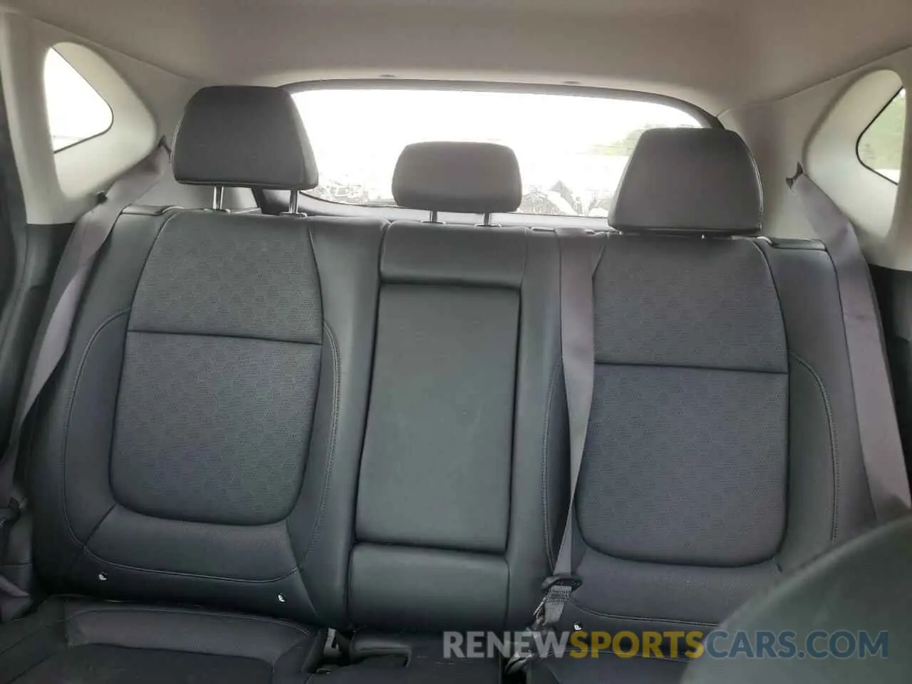 10 Фотография поврежденного автомобиля KNDETCA22M7082096 KIA SELTOS 2021