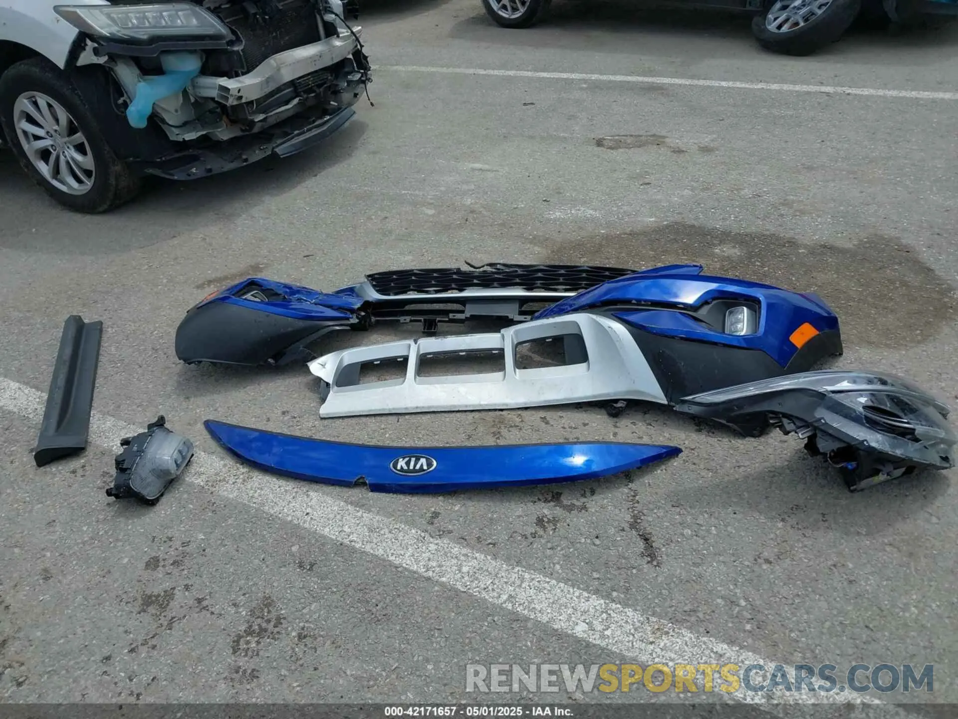 12 Фотография поврежденного автомобиля KNDETCA22M7173899 KIA SELTOS 2021