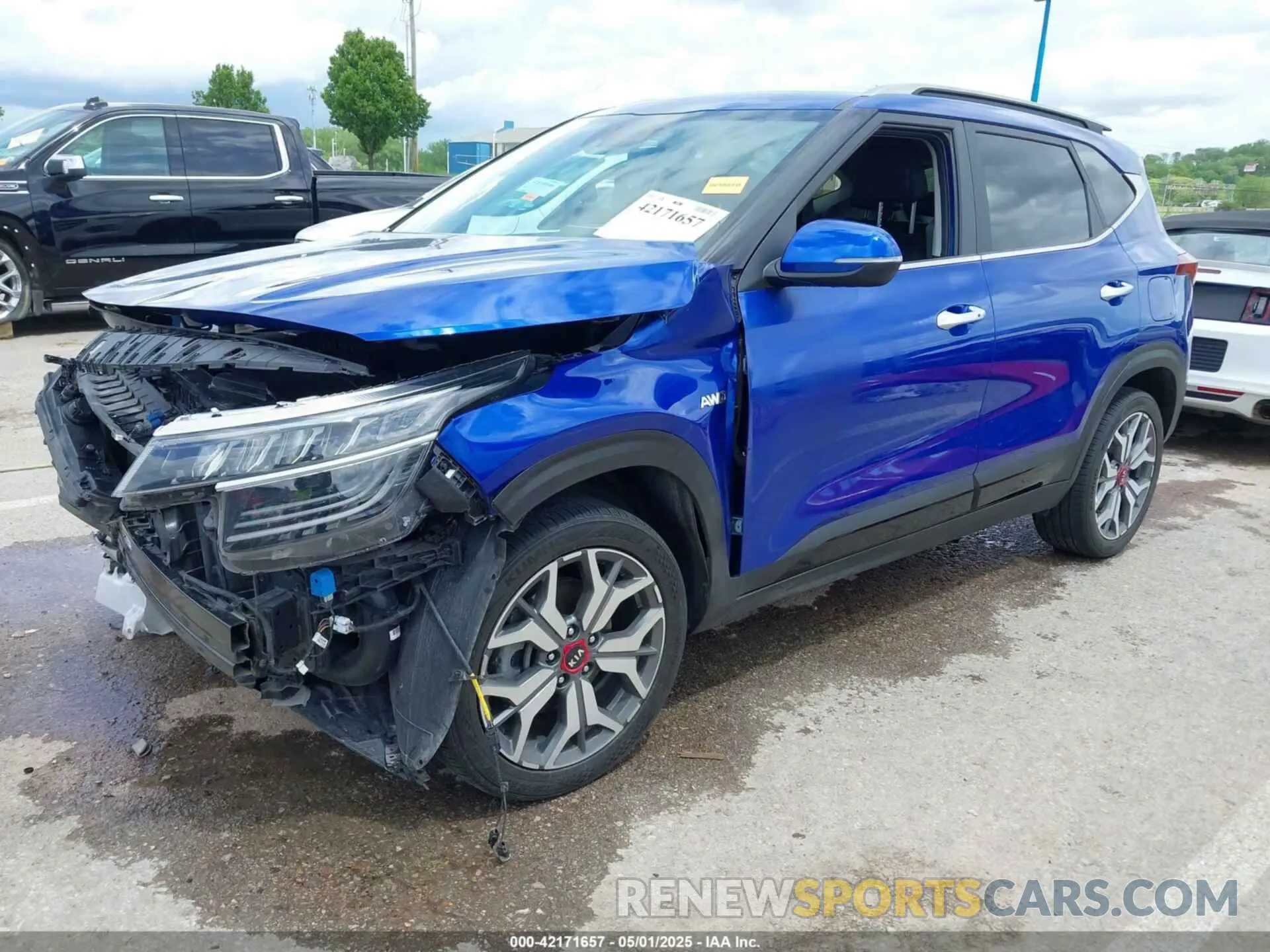 2 Фотография поврежденного автомобиля KNDETCA22M7173899 KIA SELTOS 2021