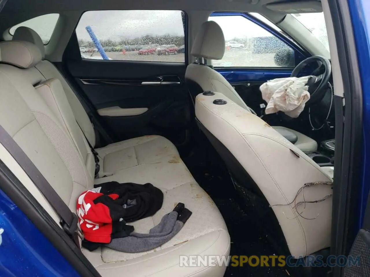 12 Photograph of a damaged car KNDETCA23M7152916 KIA SELTOS 2021