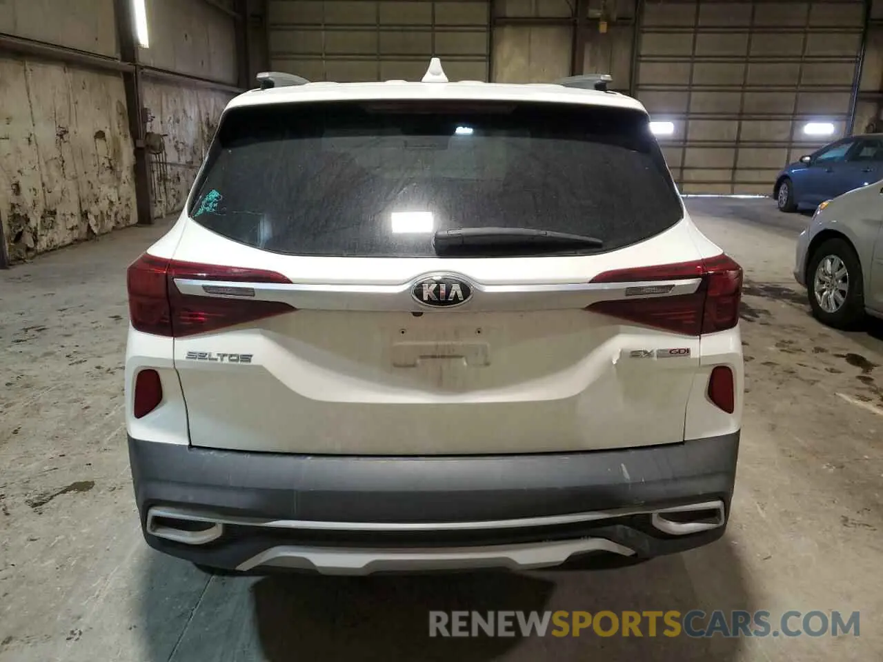 6 Photograph of a damaged car KNDETCA24M7176741 KIA SELTOS 2021