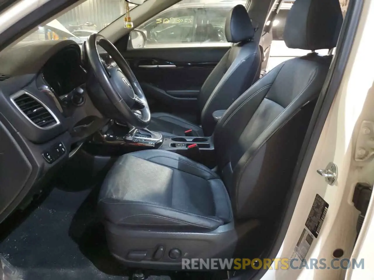 7 Photograph of a damaged car KNDETCA24M7176741 KIA SELTOS 2021
