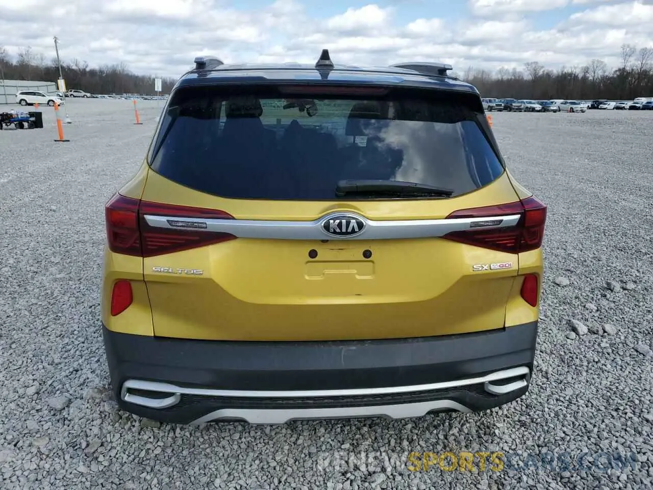 6 Photograph of a damaged car KNDETCA26M7060649 KIA SELTOS 2021