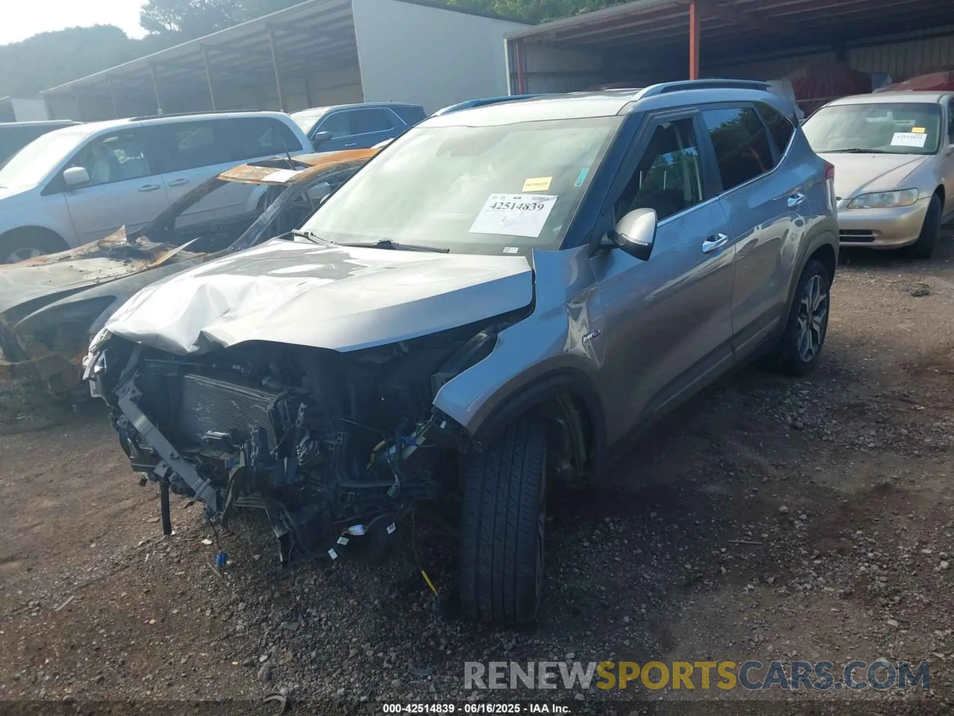 2 Фотография поврежденного автомобиля KNDETCA26M7086958 KIA SELTOS 2021