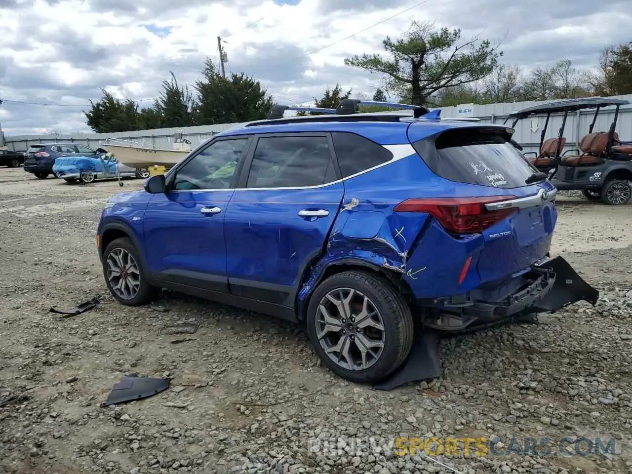 2 Photograph of a damaged car KNDETCA28M7037129 KIA SELTOS 2021