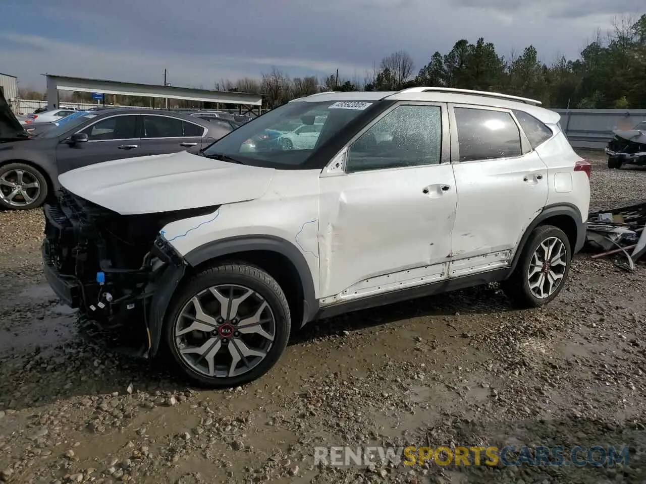 1 Photograph of a damaged car KNDETCA28M7141605 KIA SELTOS 2021