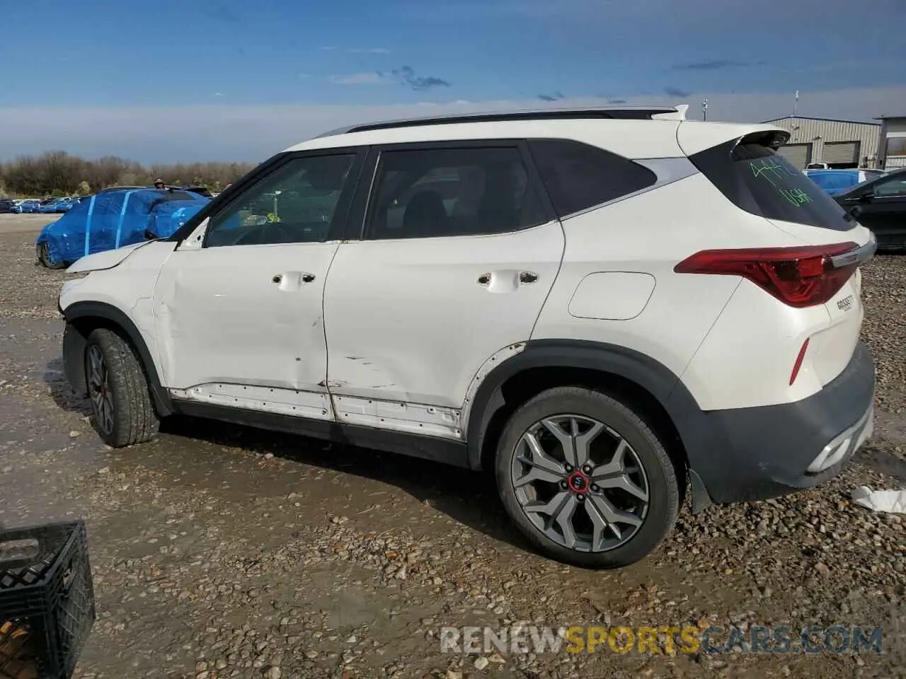2 Photograph of a damaged car KNDETCA28M7141605 KIA SELTOS 2021